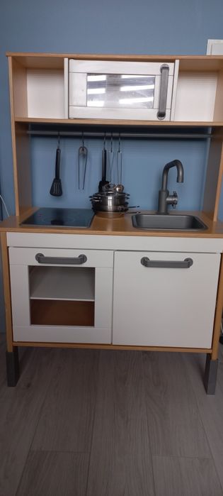 Drewniania kuchnia ikea