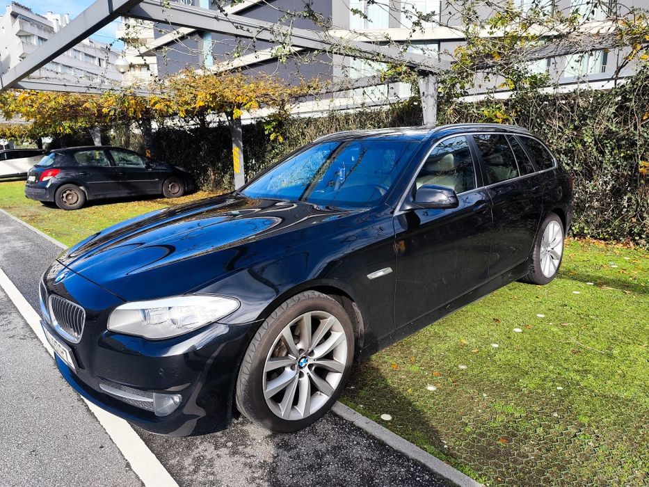 BMW 520d touring  preta