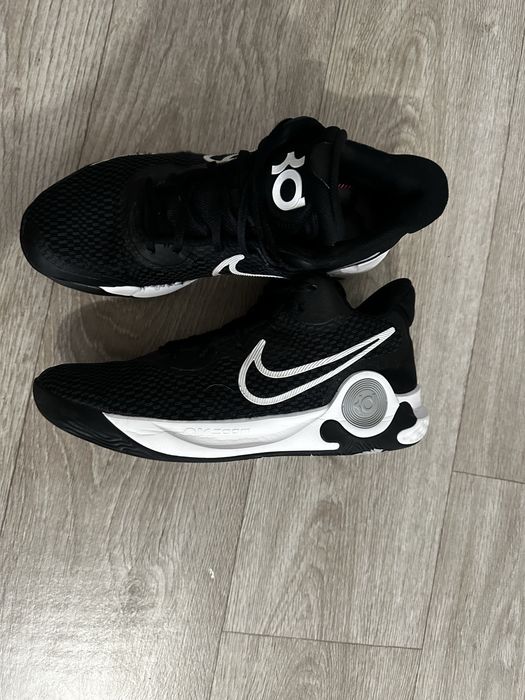 кросівки Nike zoom