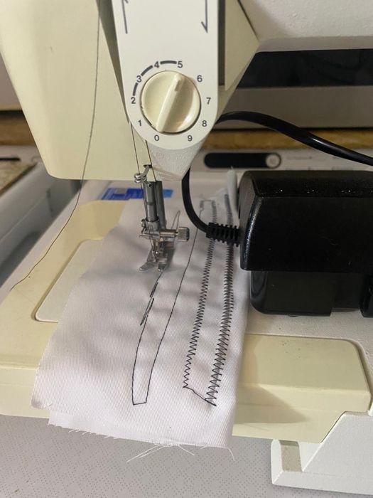 Швейна  машина Zinger