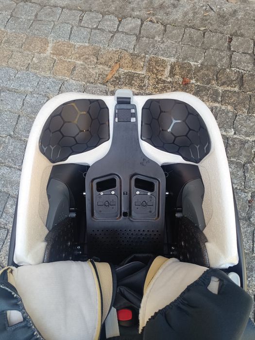 Trio Maxi-Cosi 360 (Carrinho Zelia 3 + Ovo Pebble 360 + Base Isofix FamilyFix 360)