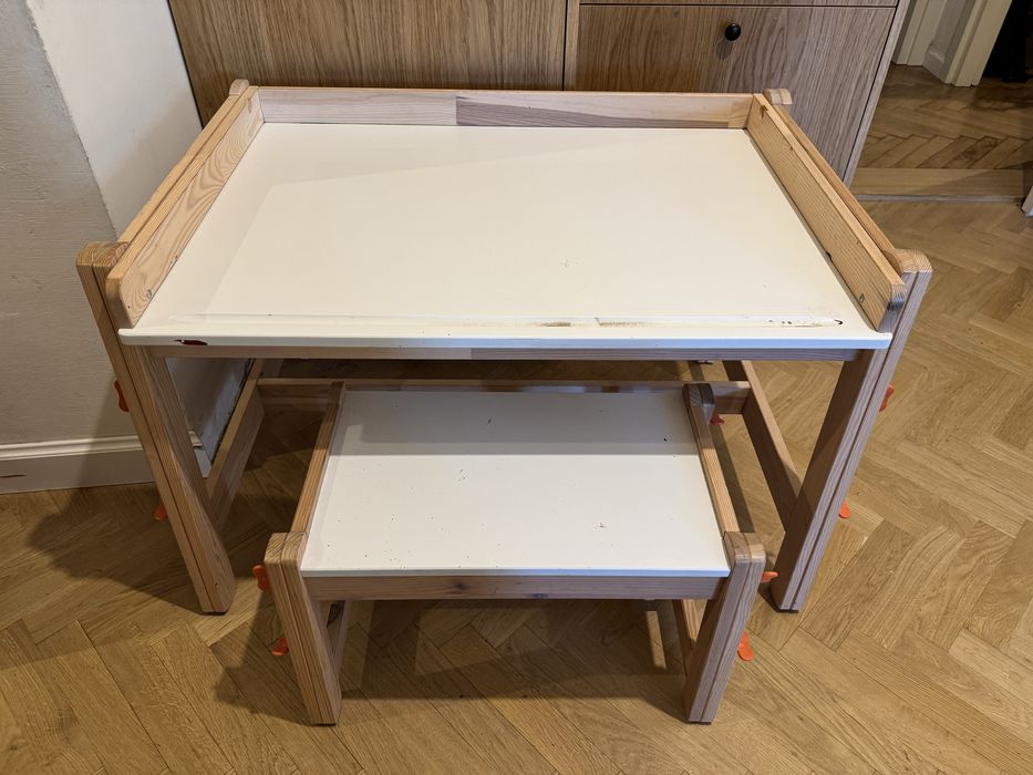Biurko Ikea Flisat ze stołkiem