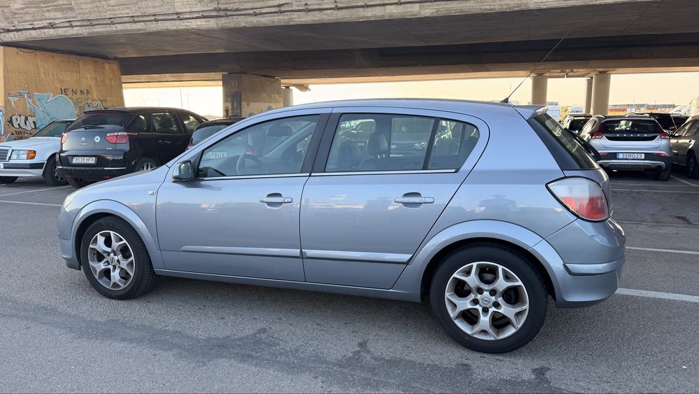 Opel Astra H 1.6 Gasolina – 2004
