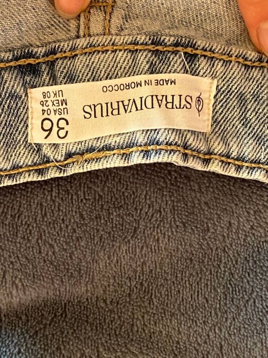 Джинси stradivarius