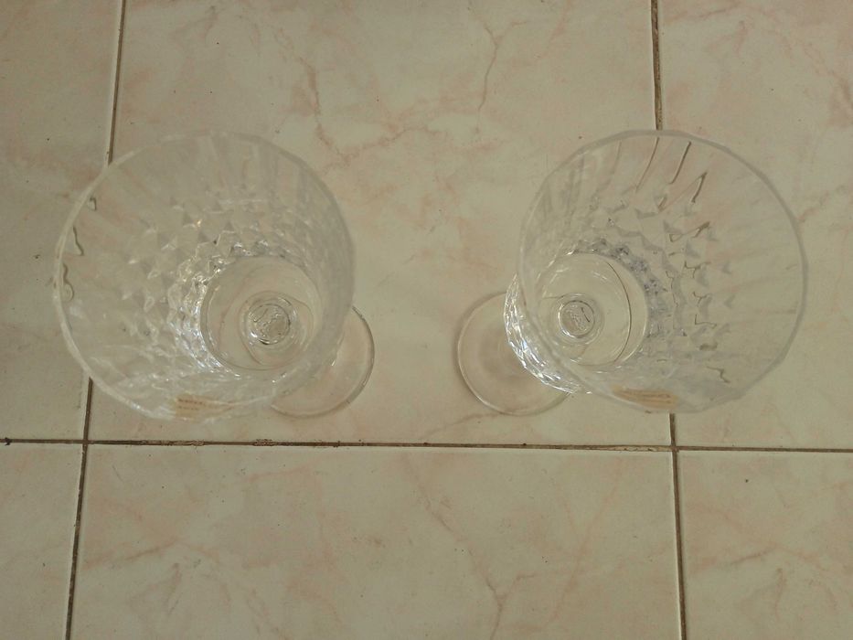 Quatro cálices de cristal