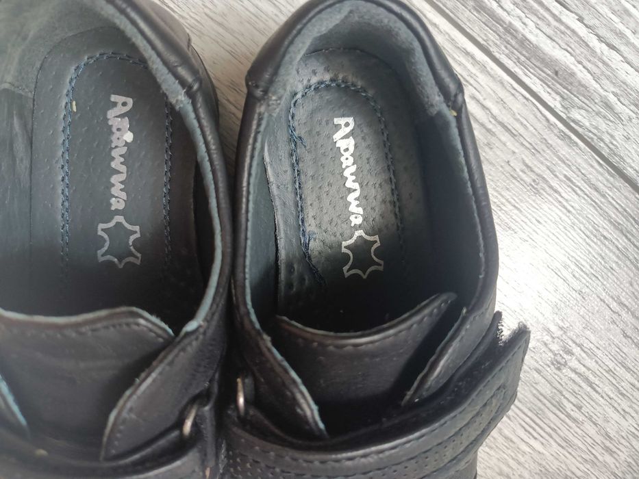 Buty eleganckie galowe 32