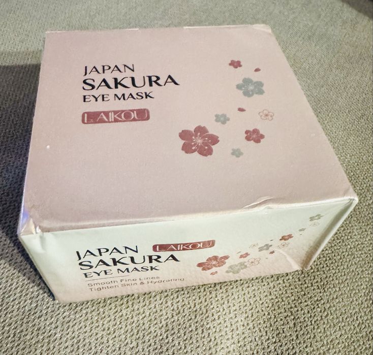 LAIKOU Japan Sakura płatki pod oczy 50 szt