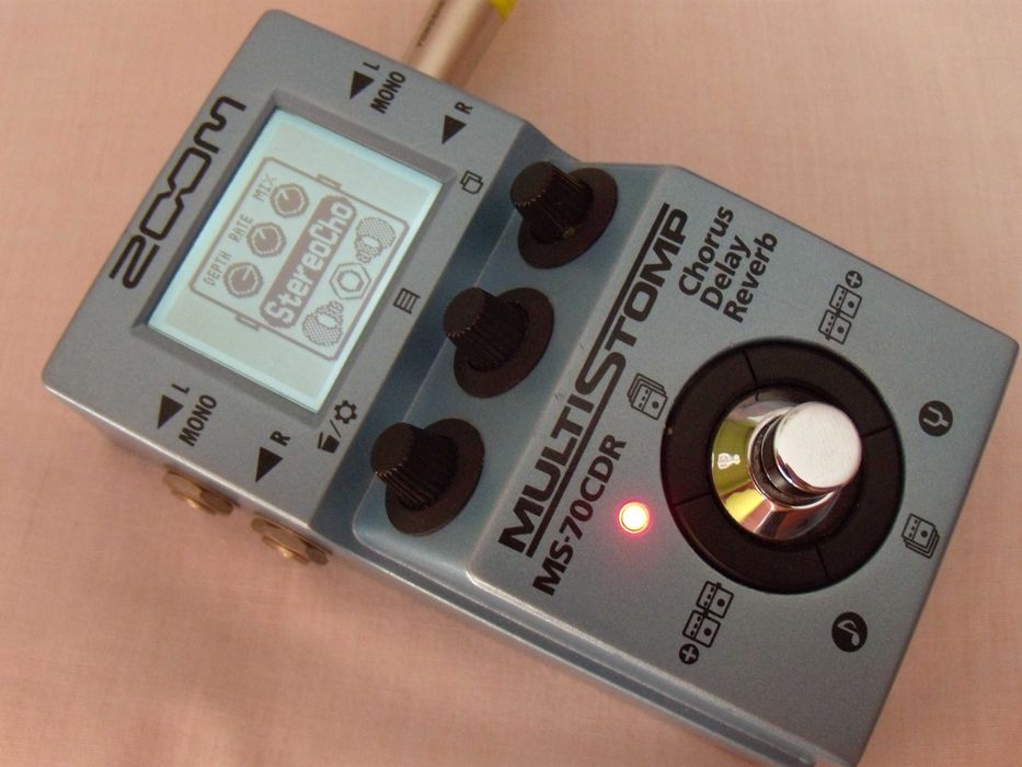 ZOOM MS-70CDR  Педаль ефектів