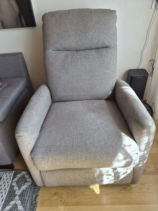 Fotel telewizyjny elektryczny