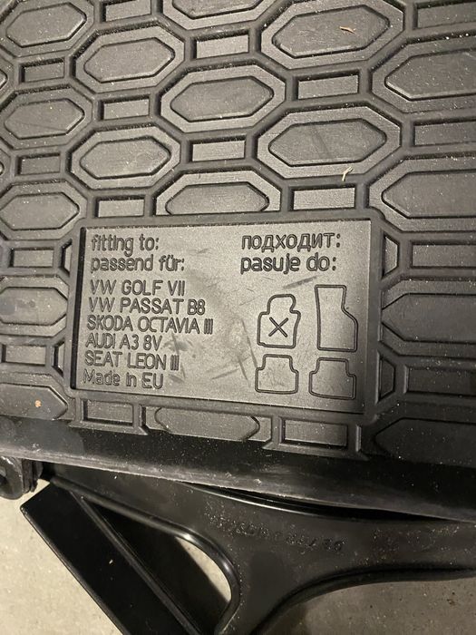 Dywaniki Skoda Octawia III, Golf, Passat, Seat Leon, Audi A3