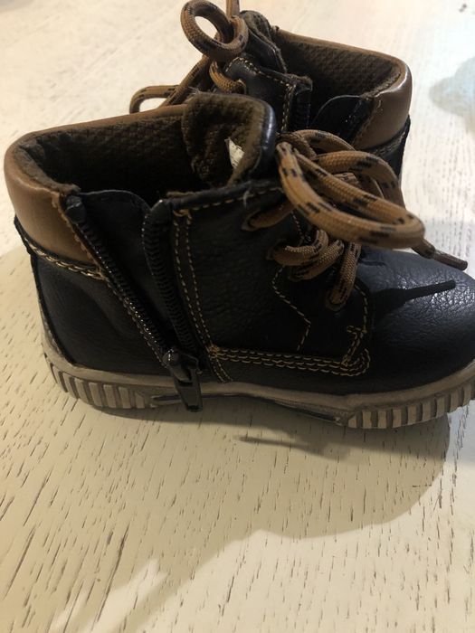 Trzewiczki dzieciece .chłopięce