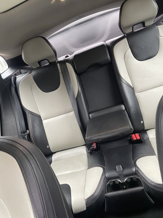 Volvo v40 Cross Country  Nowy rozrząd