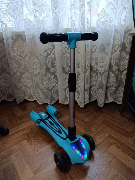 Самокат дитячий Feile