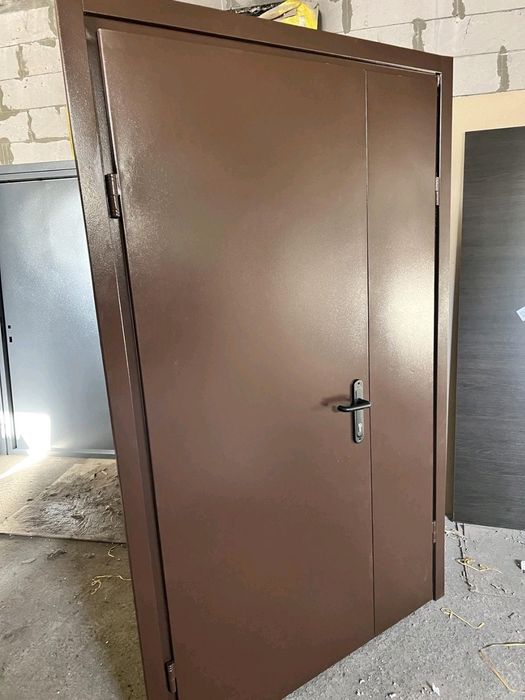 В наличии Двери входные металлические от производителя Доставка