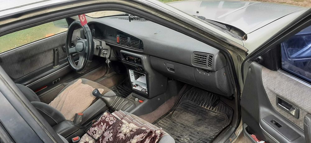 Терміново продам автомобіль Mazda 626