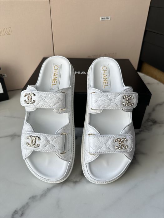 Koapki Chanel White Leather