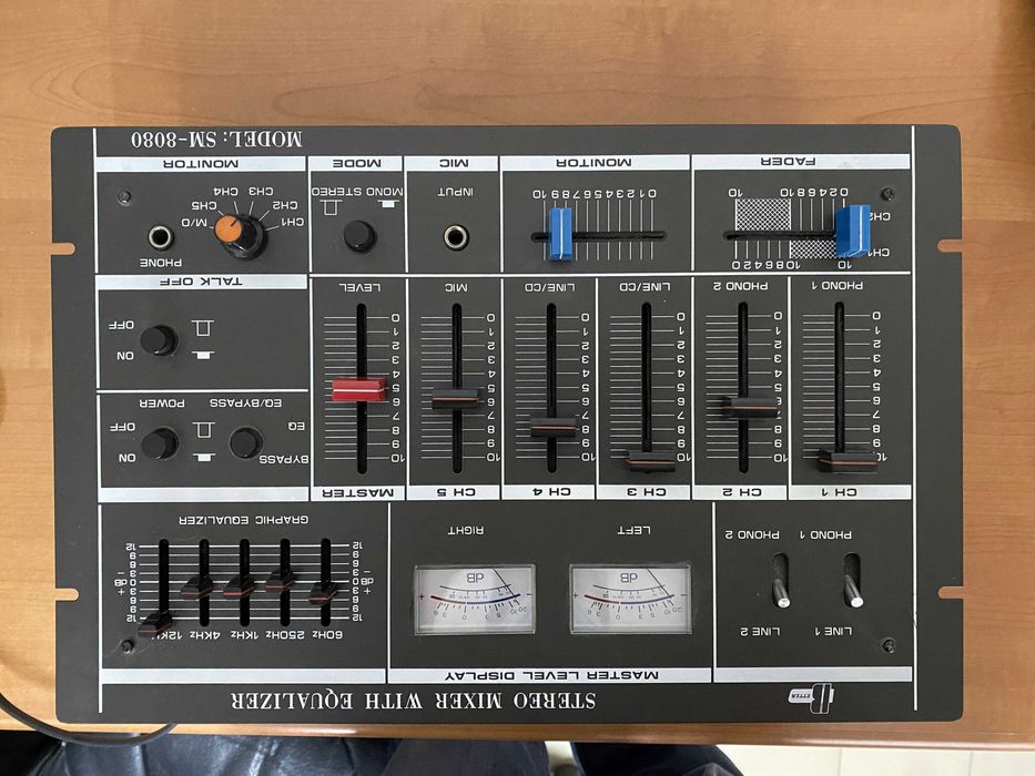 Mesa misturadora barata