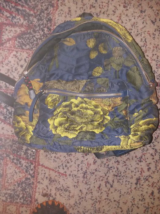 Продам жіночий портфель