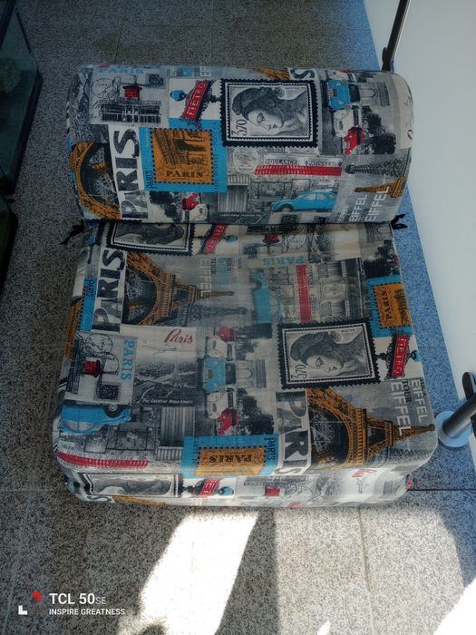 Sofá cama criança/adolescente em bom estado