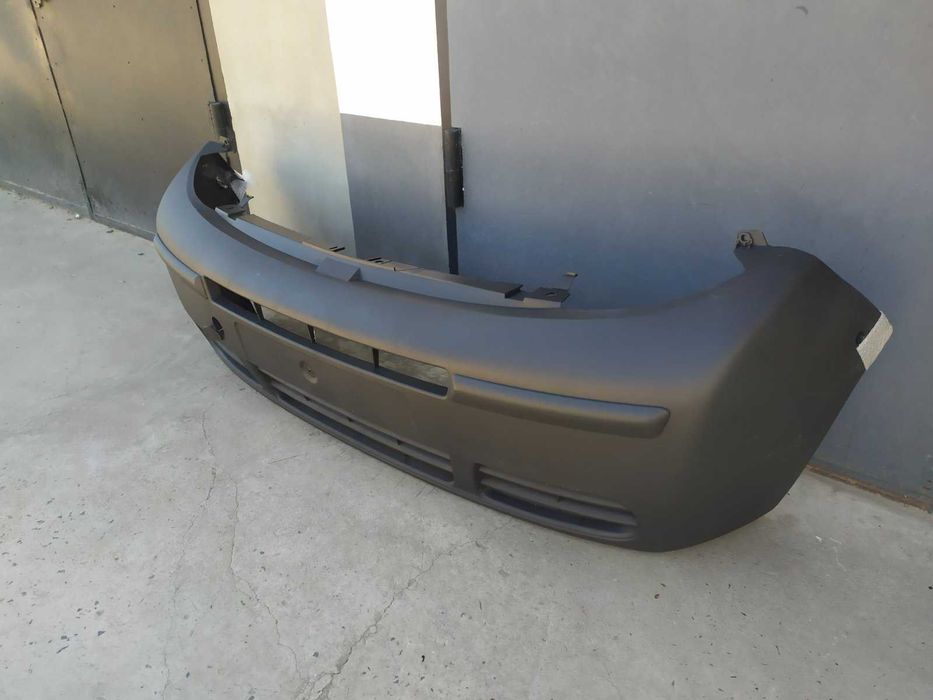Бампер  Renault Trafic Трафік Opel Vivaro Віваро  2001-2015
