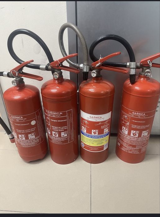 Gasnice proszkowe 4kg super stan