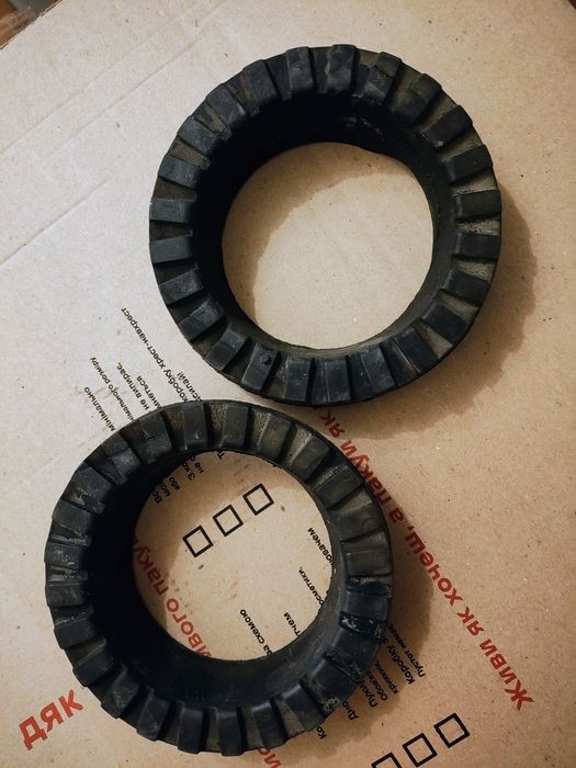 Проставки під задні пружини підвіски Fiat Panda 2, опорне кільце