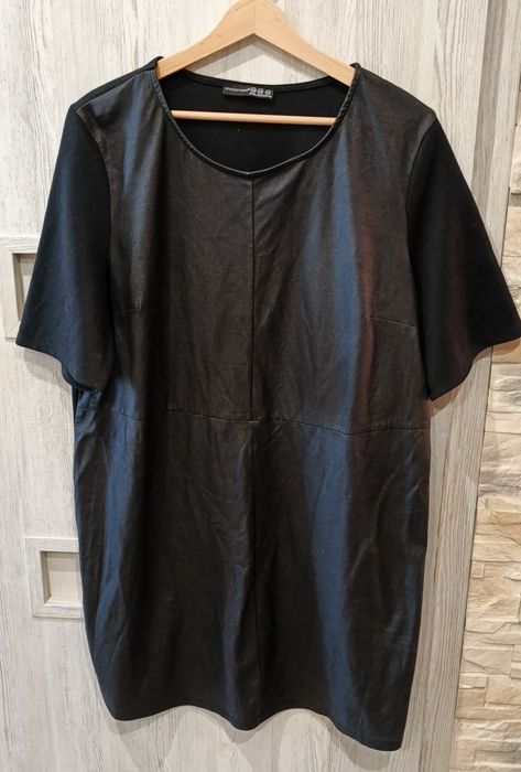 Sukienka czarna damska