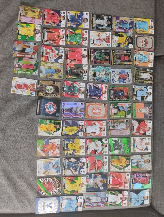 Karty piłkarskie komplet 60 szt. FIFA Panini