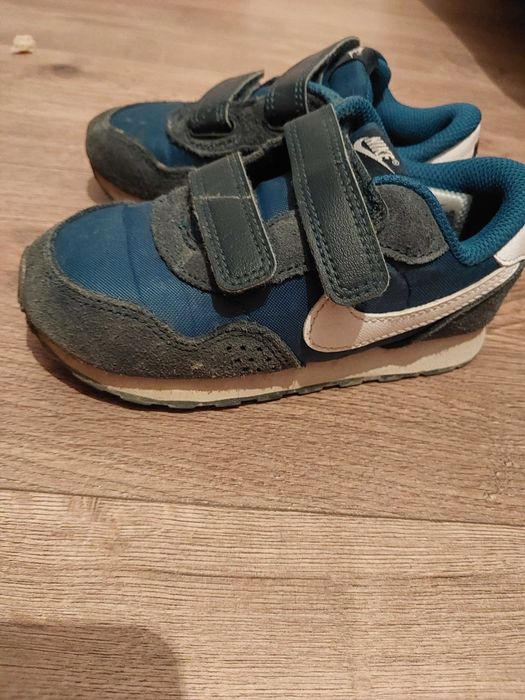 Nike adidasy, półbuty chłopięce r. 26