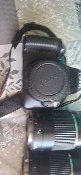 Canon eos 1300d com 3 lentes