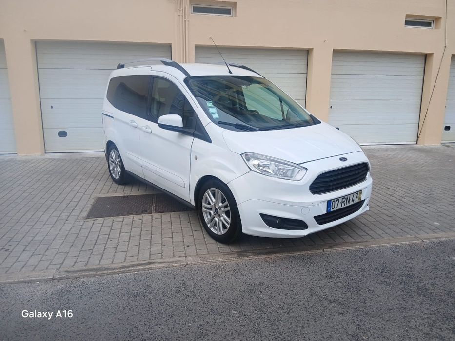 Ford Tourneo Courier 1.0 EcoBoost 5Lugares com apenas 130.000km — photo 2