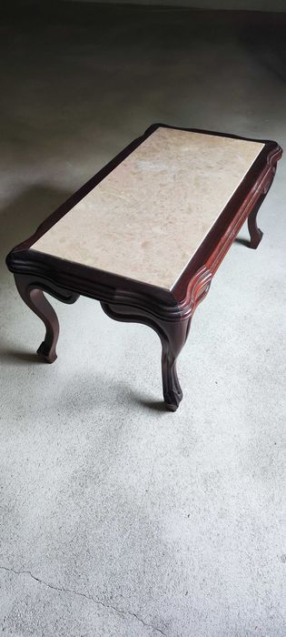 Mesa de Centro - Tampo em Mármore