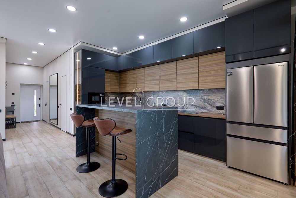 Продаж сучасного котеджу 150 м2 з ремонтом КМ Osocor House, Дарницький район, Славутич, Київ