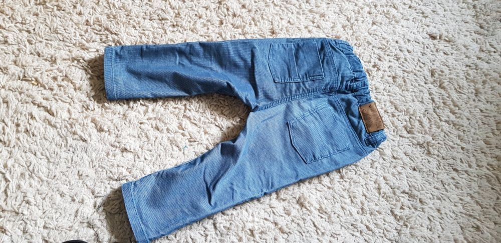 Sztruksy H&M, roz. 86, niebieskie