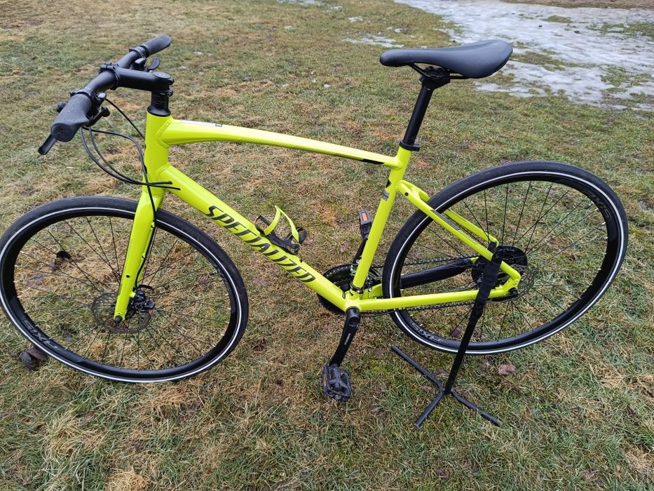 Promocja weekendowa.Specialized Sirrus 2.0 (Rozmiar L) + Kask Specialized  i licznik Garmin edge 500 GRATIS!
