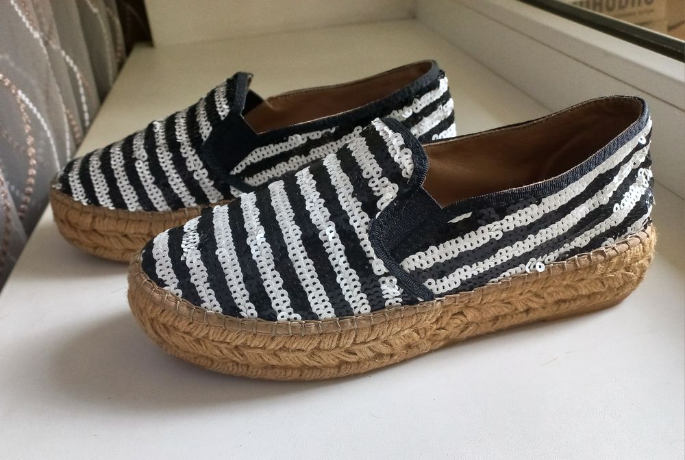 KurtGeiger,кожа,ст24,5см