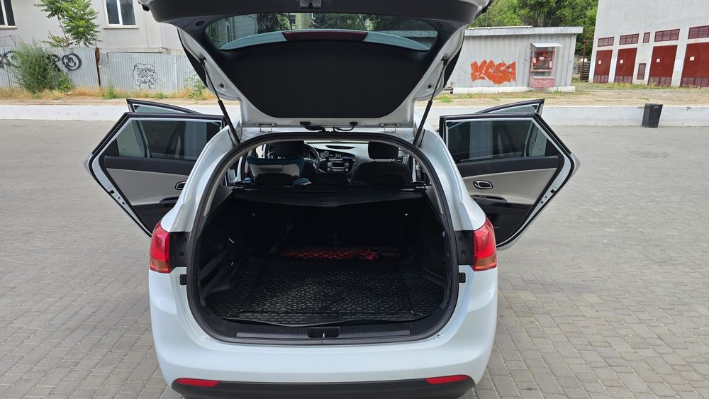 Kia Ceed SW 2013 — від першого власника, офіційний авто.
Модель: Kia Ceed Sportswagon (JD) SW 2013 — від першого власника, офіційний авто.