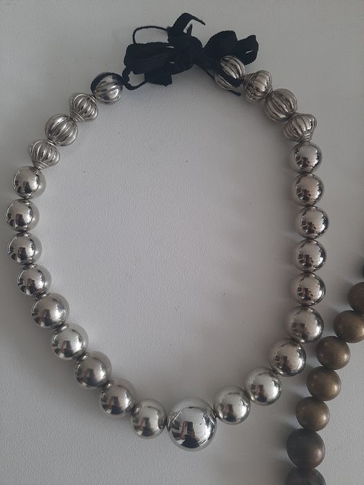 Colares vintage novos