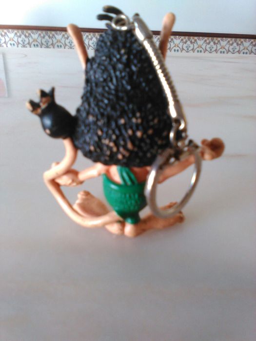Boneco hugo portachaves