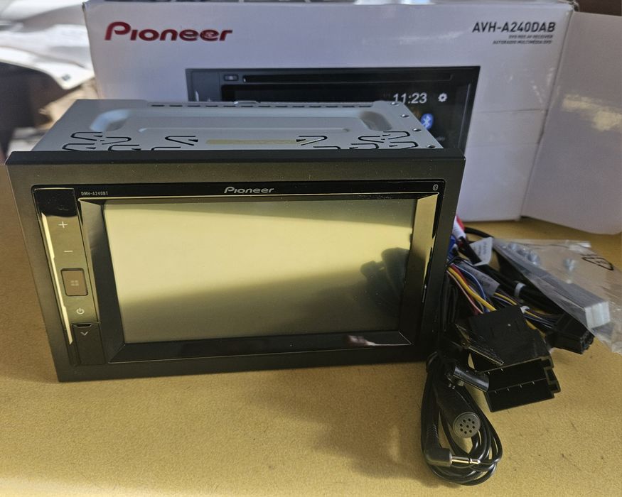 Pioneer AVH-A240DAB nowe radio 2DIN DVD DAB+ Bluetooth MP3 USB USB