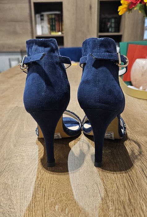 Sandały na szpilce 37 cyrkonie