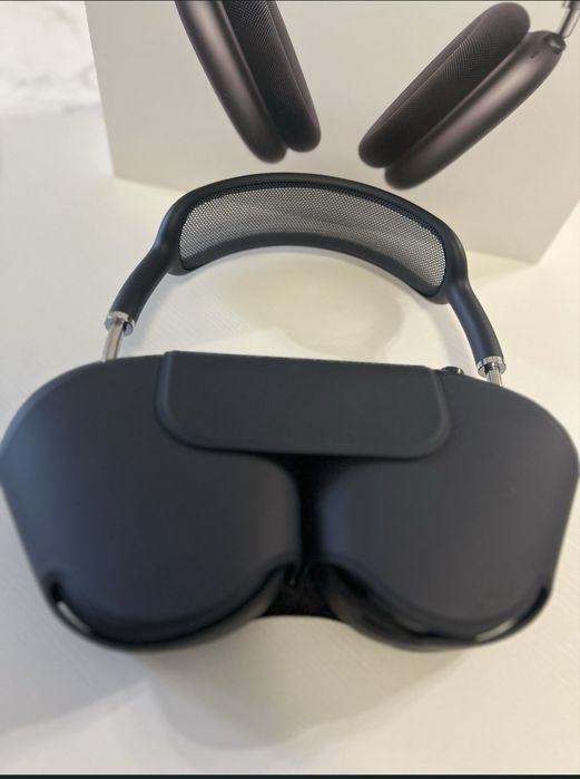 Продам наушники Air Pods Max