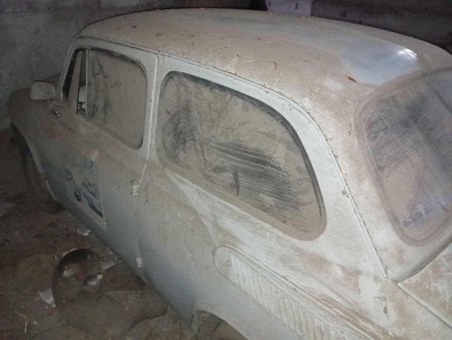 Заз-965, заводская комплектация.