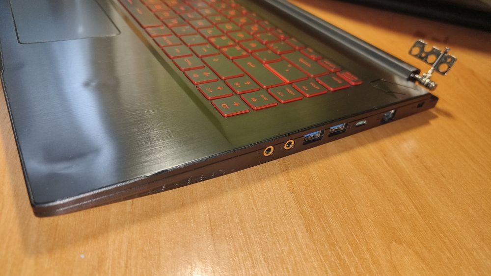 На запчасти Msi MS-16R3 i7(9gen),Geforce
