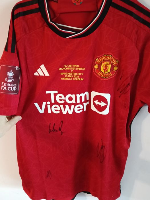 Koszulka z podpisami zawodników United