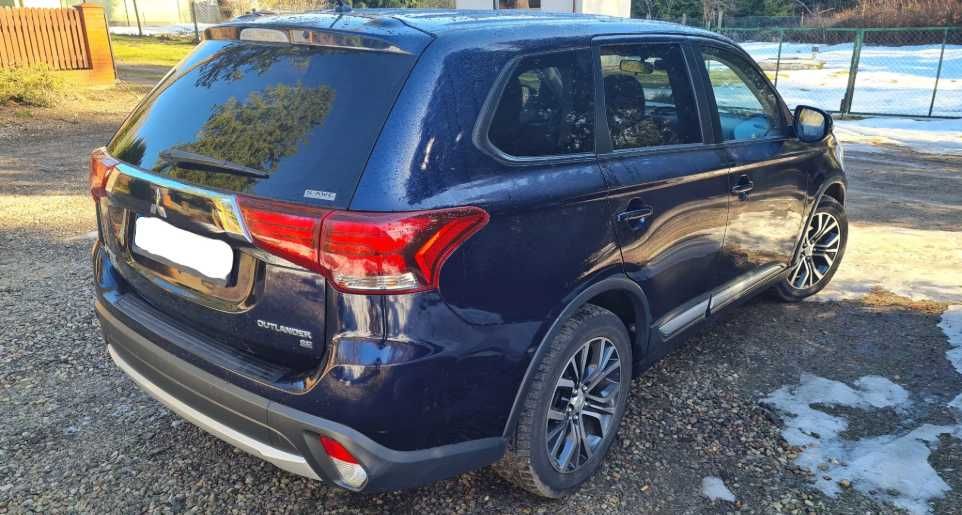 Mitsubishi Outlander, 2016