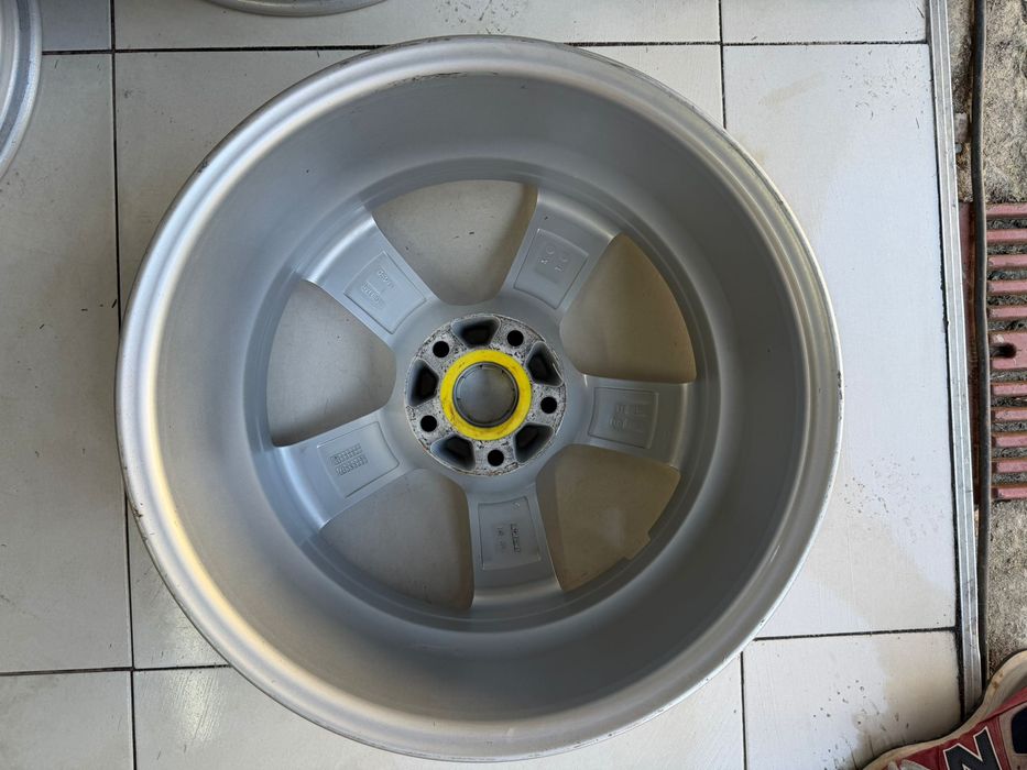 Felgi 18 5x114,3 ET34 8J Mazda Citroen Kia Hyundai
