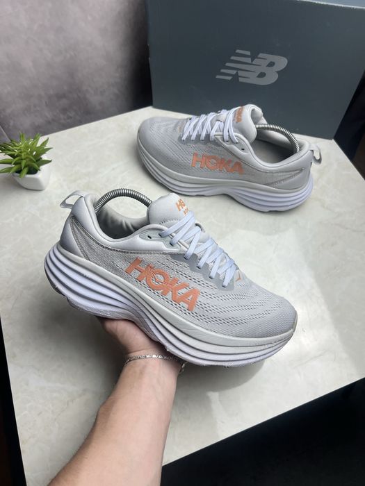 Кросівки Hoka Bondi 8 Розмір 44 Original Взуття
