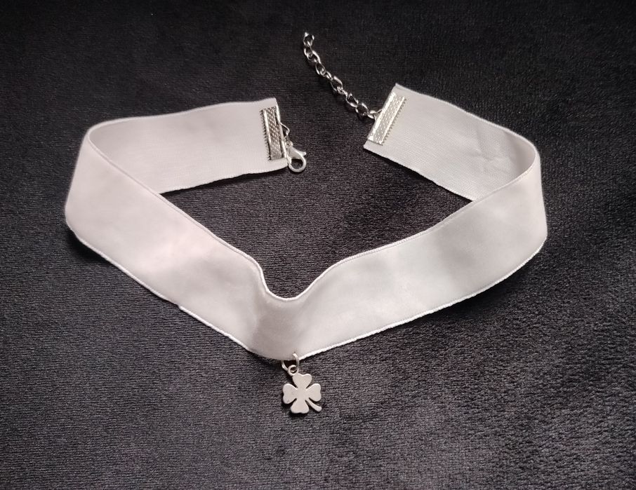 Lucky charm choker - dusik pastel goth emo y2k alternative chocker