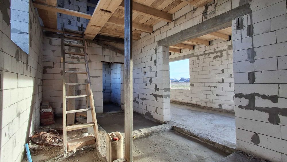 Продаж будинок 130м2, Радча, 5 соток світло, газ, криниця, тераса